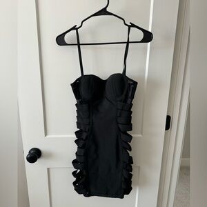 Super down Black Dress